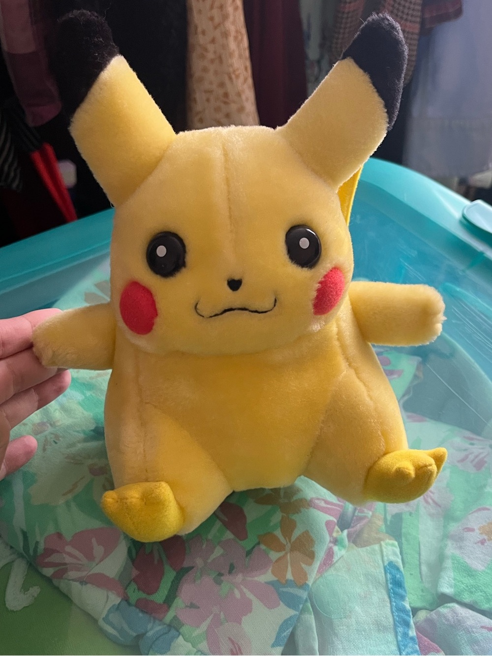 1998 Pokémon Pikachu Plush